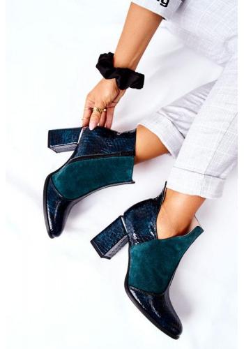 Jedinečné dámske topánky na podpätku v zelenej farbe