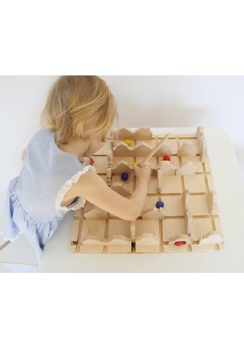 Kreatívny drevený labyrint pre deti