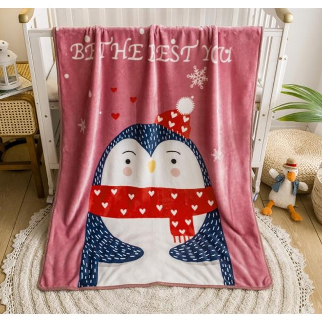 Detská ružová deka s tučniakom - 100x150 cm