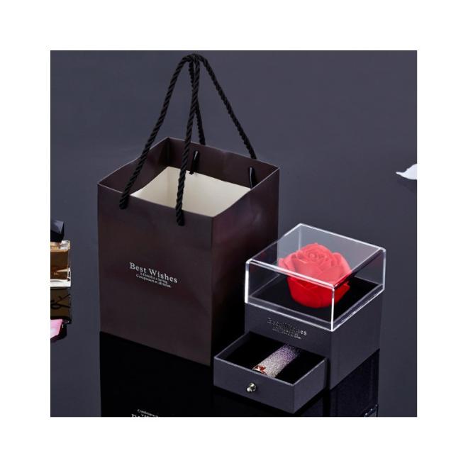 E-shop Čierna valentínska krabička na šperky