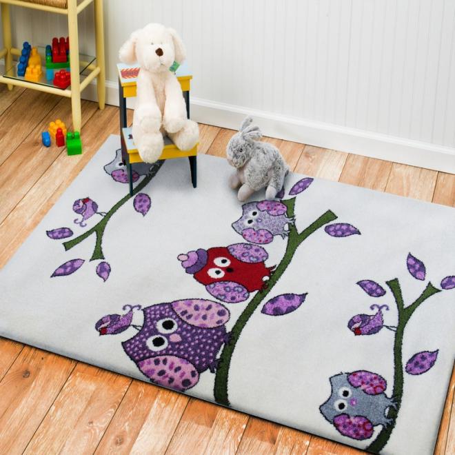 E-shop Biely detský koberec s motívom sovičiek