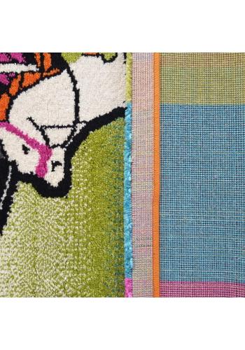 Farebný koberec s motívom Kolotoč