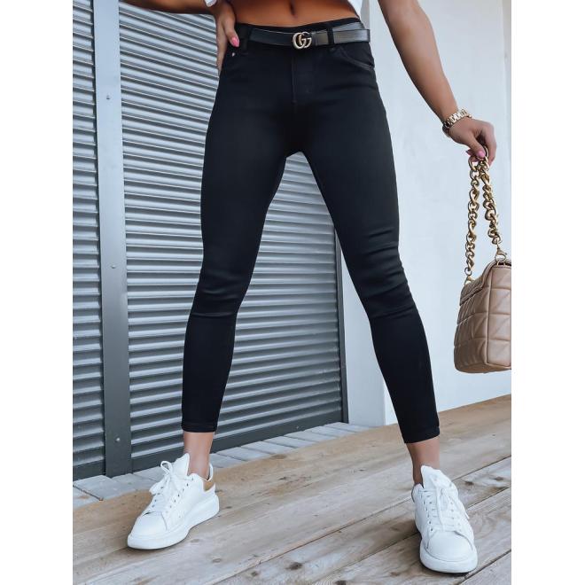E-shop Priliehavé dámske džínsy čiernej farby