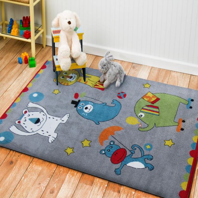 E-shop Farebný koberec s motívom Veselé zvieratká