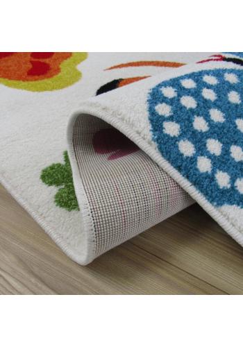 Biely koberec s motívom Motýle