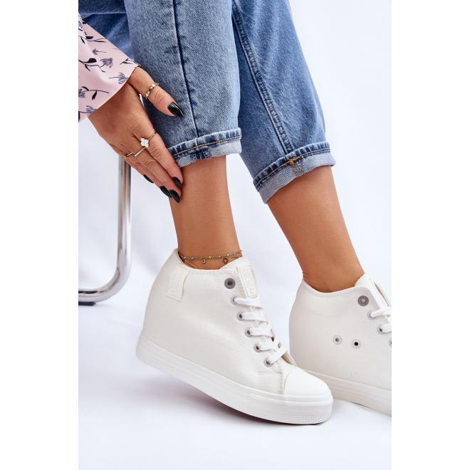 E-shop Biele dámske sneakersy na skrytom podpätku