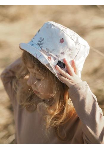 Detský klobúk z kolekcie Ľahkosť