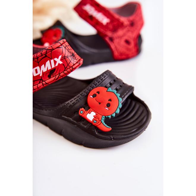 Chlapčenské čierne sandále s ozdobou