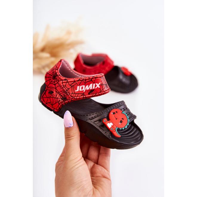 E-shop Chlapčenské čierne sandále s ozdobou