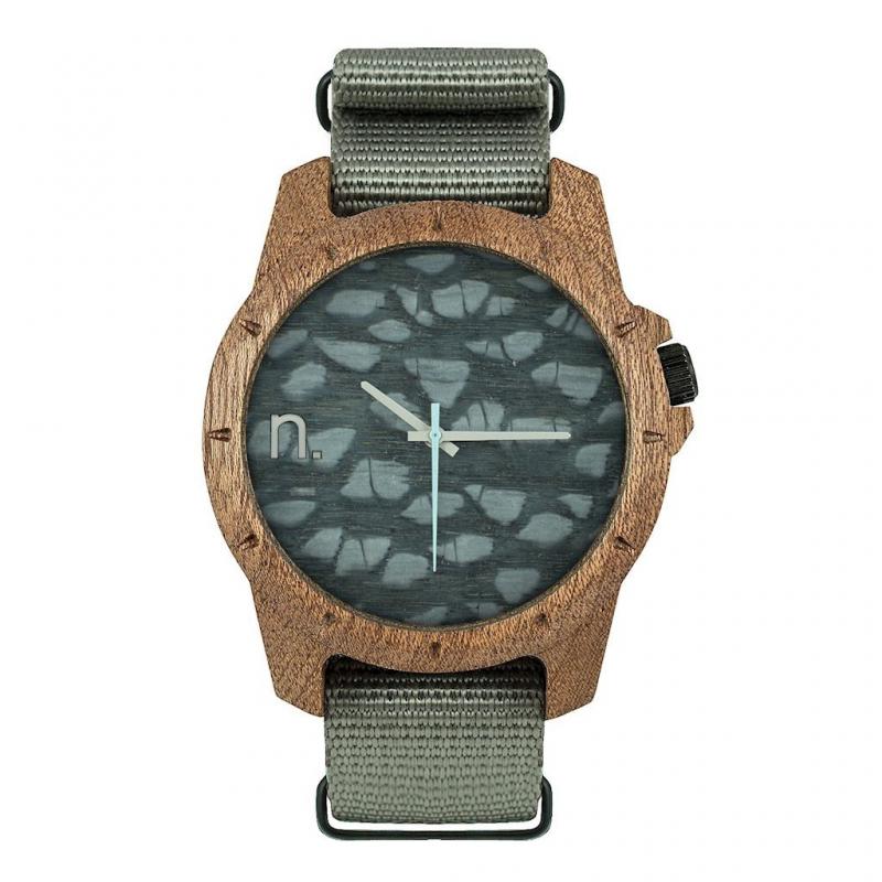 E-shop Pánske drevené hodinky s textilným remienkom v sivej farbe