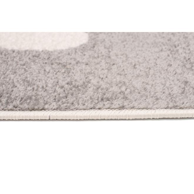 Ružový koberec so vzormi