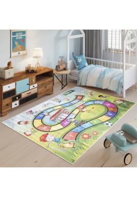 Farebný koberec s motívom detskej hry