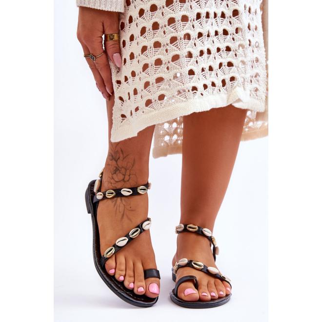 E-shop Čierne dámske sandále s mušľami
