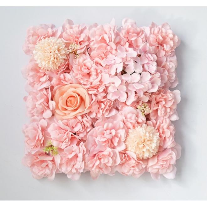 Kvetinový nástenný panel v ružovej farbe