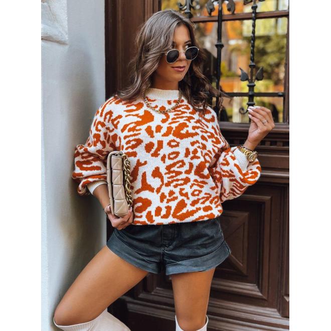 E-shop Bielo-oranžový dámsky sveter so vzorom