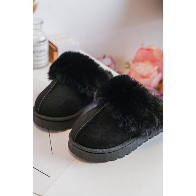 E-shop Detské papuče s kožušinou v čiernej farbe