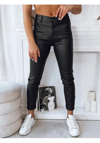 Koženkové dámske nohavice v čiernej farbe