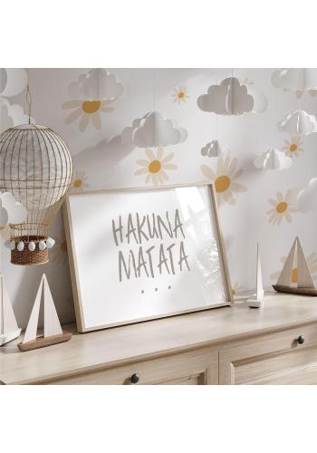 Biela tapeta na stenu s motívom sedmokrásky