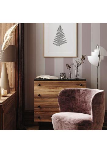 Pruhovaná dekoračná tapeta na stenu