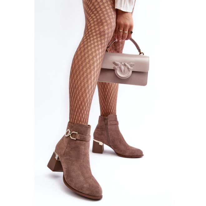 Semišové béžové čižmy pre dámy