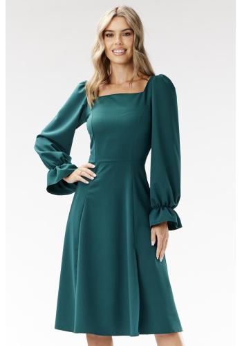 Elegantné zelené šaty s dlhým rukávom
