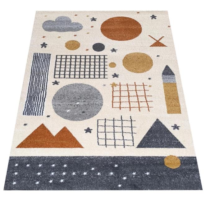 Detský farebný koberec s geometrickými vzormi