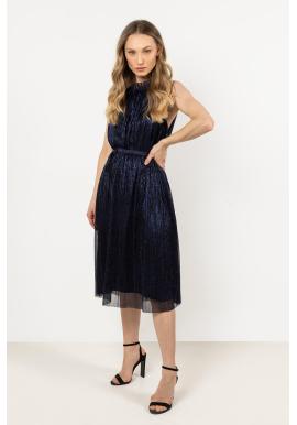 Tmavomodré vzdušné dámske šaty s opaskom