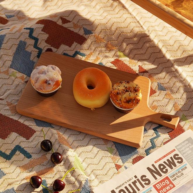 Obojstranná pletená BOHO deka so strapcami