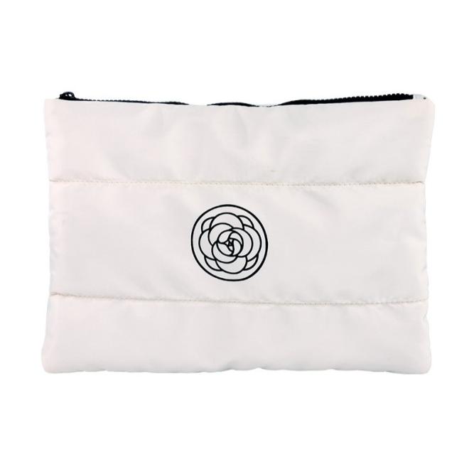 Veľká biela kozmetická taška