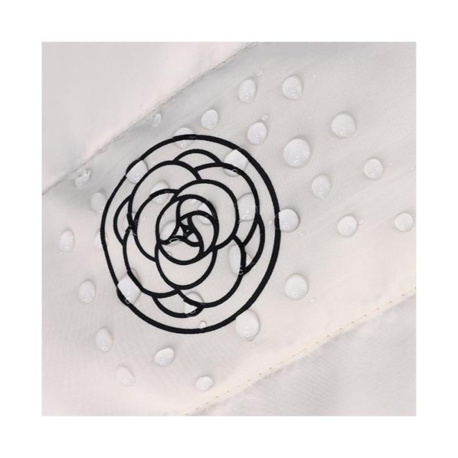 Veľká biela kozmetická taška