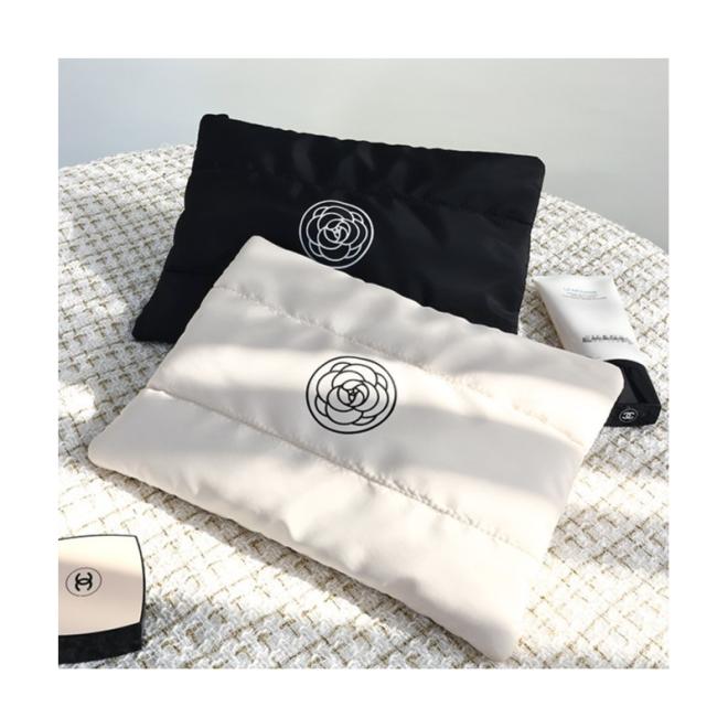 Čierna veľká kozmetická taška