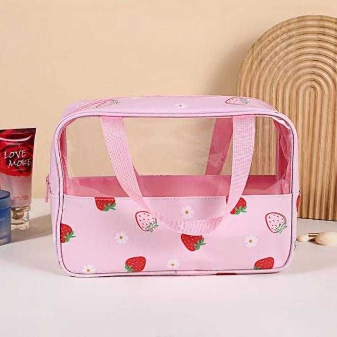 Kozmetická ružová taška s jahodami - M