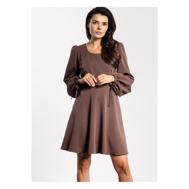Rozšírené mini šaty hnedej farby