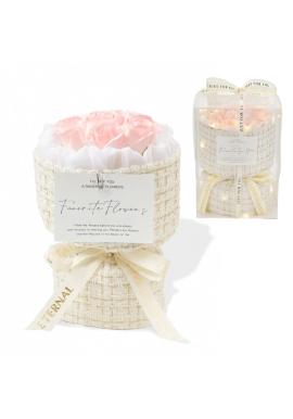 Kytica voňavých mydlových kvetov v krabičke s LED osvetlením