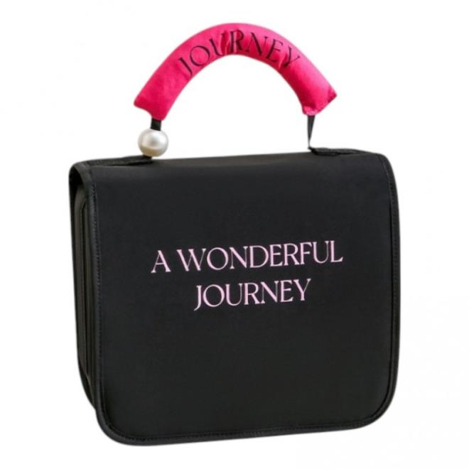 Skladacia čierna kozmetická taška