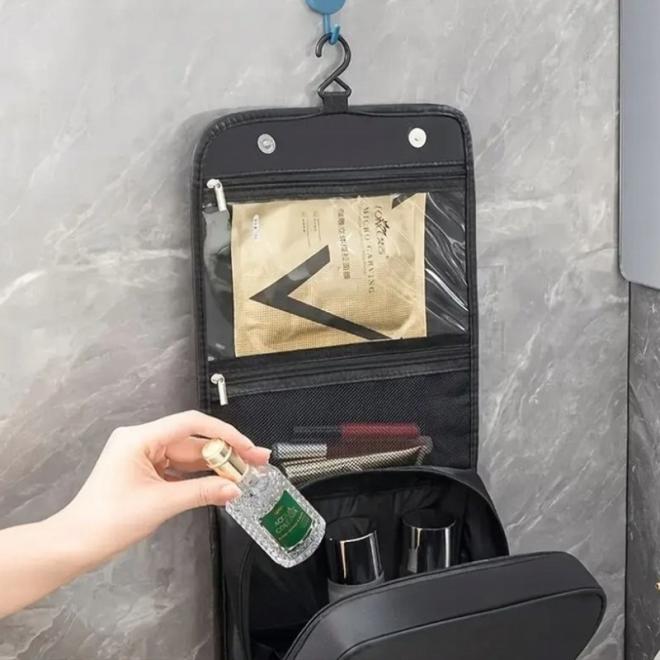 Skladacia čierna kozmetická taška