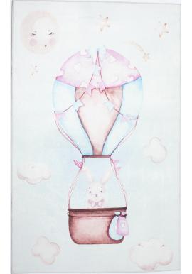 Detský koberec so zajacom v lietajúcom balóne