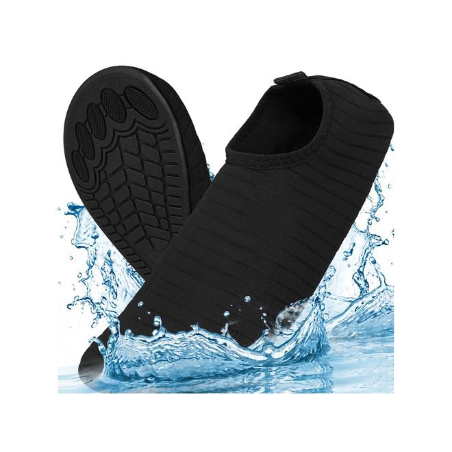 Čierne topánky do vody Trizand - veľkosť 43