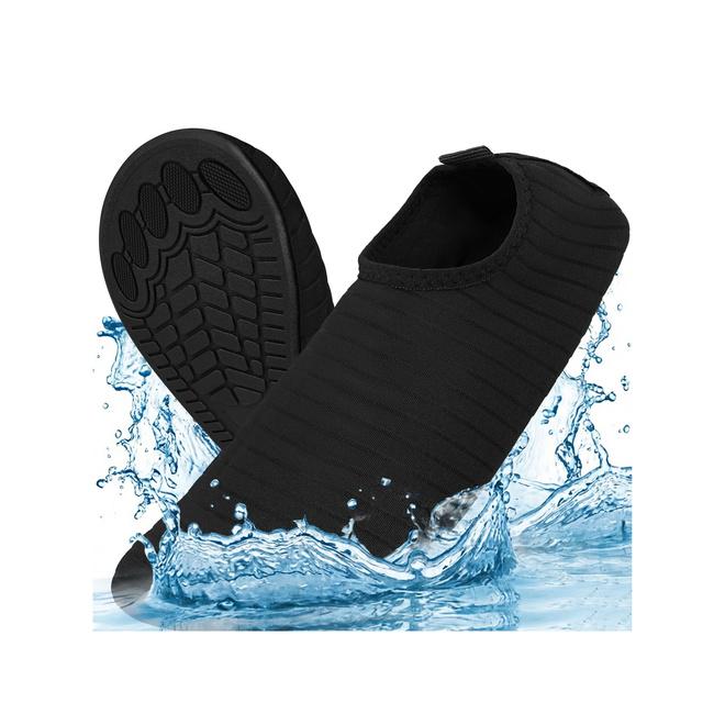 Čierne topánky do vody Trizand - veľkosť 37