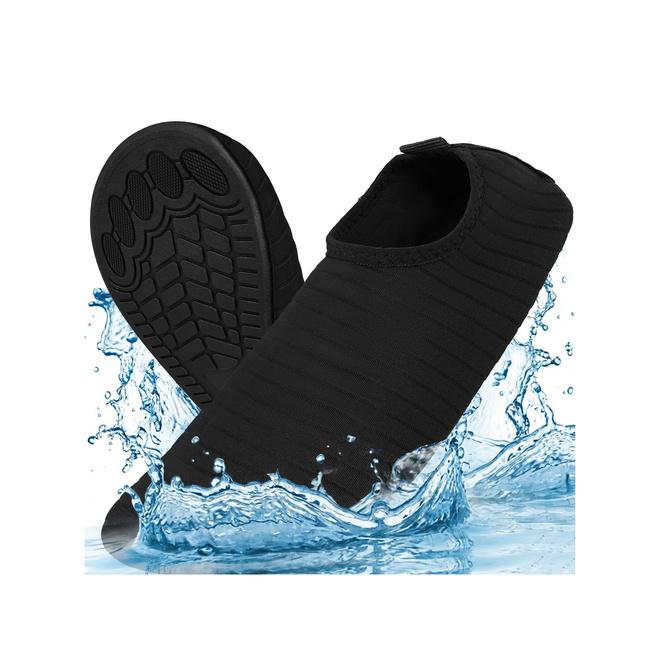 Čierne topánky do vody Trizand - veľkosť 36