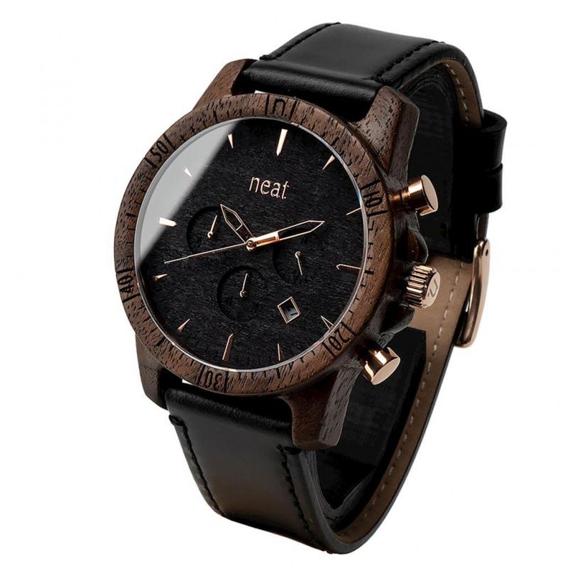 Pánske drevené hodinky s koženým remienkom v čiernej farbe