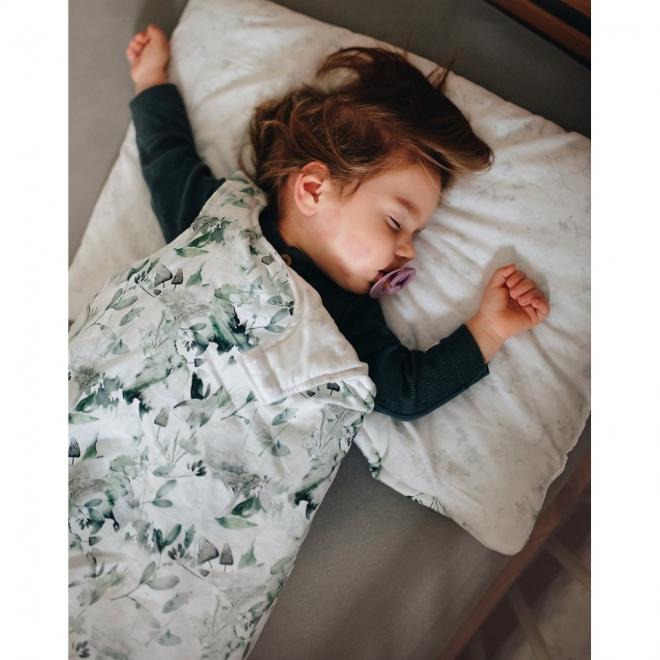 Detský spací vak s bylinkovým motívom