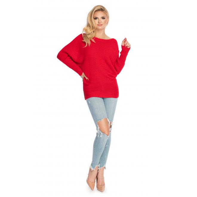 Voľný dámsky sveter v červenej farbe