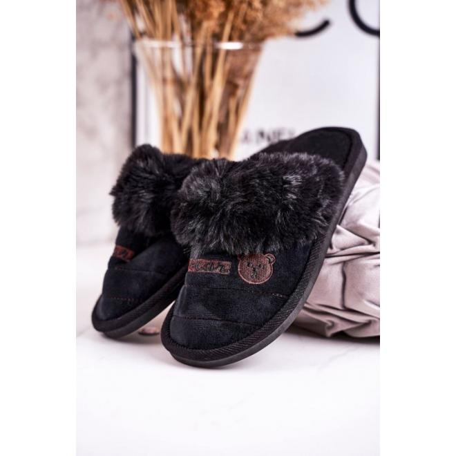 Trendy papuče čiernej farby s potlačou medveďa
