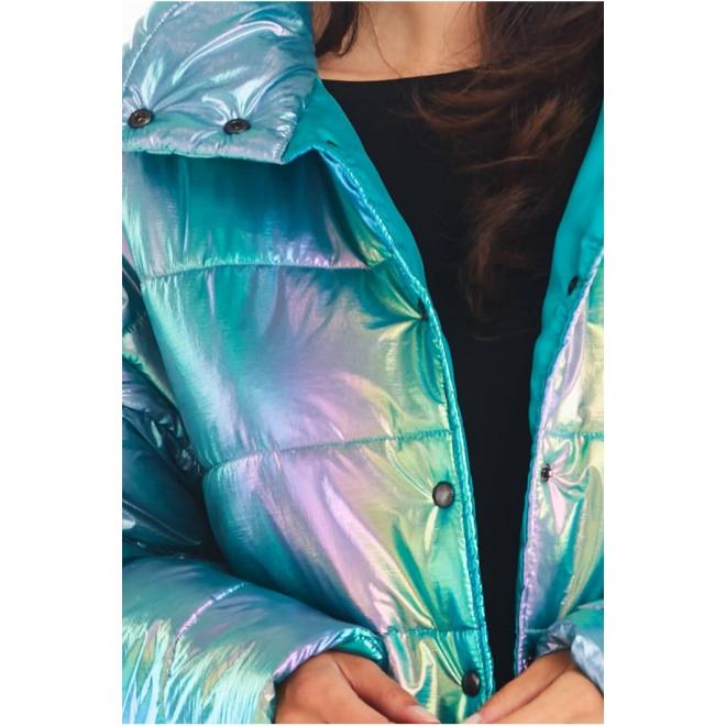 Dámska dlhá holografická bunda s prešívaním v modrej farbe