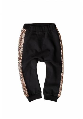 Čierne nohavice s leopardím vzorom na boku pre dievčatá