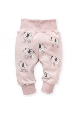 Pohodlné dievčenské tepláky v ružovej farbe