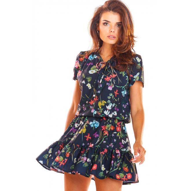 E-shop Dámske mini šaty s kvetmi v tmavomodrej farbe