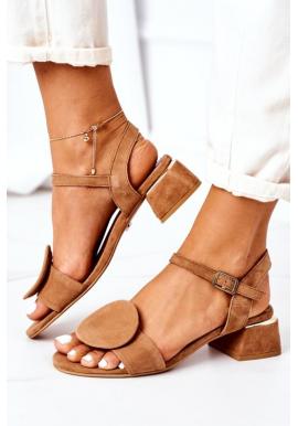Elegantné semišové sandále na opätku v hnedej farbe