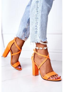 Oranžové sandále na opätku s remienkami